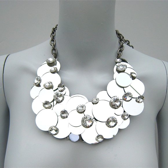 VANITY LEGACY COLLAR